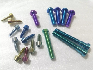 Titanium bolts & Nuts